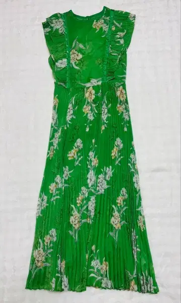 세일 상품이었던 원피스