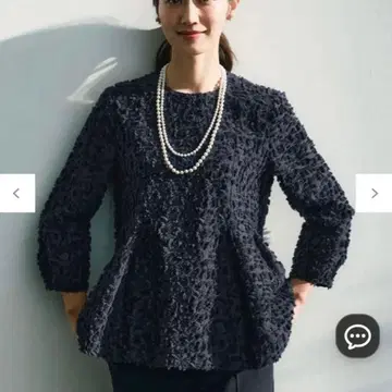 23구 VERY 콜라보 보타니컬 컷 자카드 블라우스