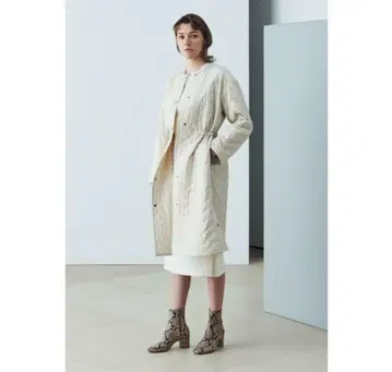 띠어리 럭스 아이보리 퀼팅 코트 38