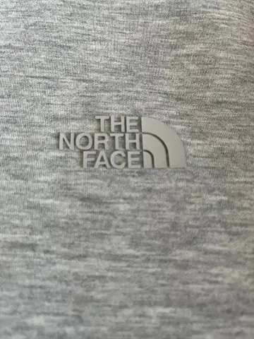 [새상품] THE NORTH FACE 그레이 후드 부착 후드티