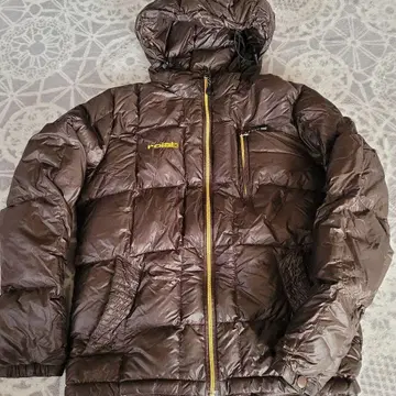 로이얼 후드 부착 브라운 다운 자켓