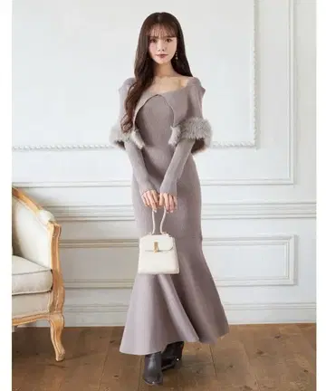 토코 클로젯 케이프 퍼 포함 머메이드 리브 니트 원피스