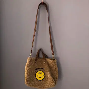 ACCOMMODE 보아 숄더백