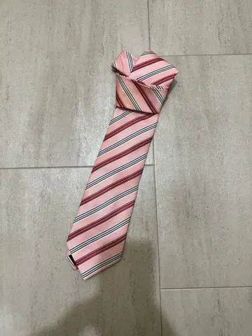 Ferragamo 스트라이프 디자인 실크 넥타이