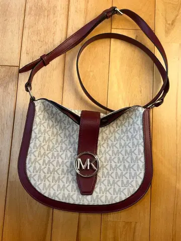 MICHAEL KORS 숄더백