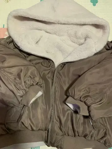 andMe 보아 리버서블 자켓 그레이지 아이보리