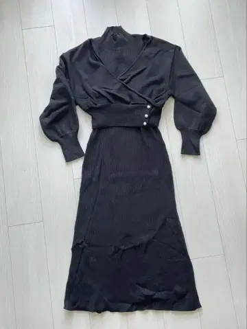 LagunaMoon 블랙 니트 원피스