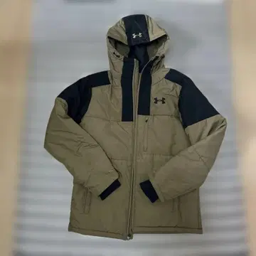 언더 아머 후드 부착 다운 자켓