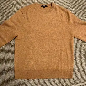 UNIQLO 베이지 긴팔 니트 스웨터 M