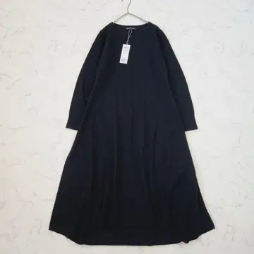 23구 리브 니트 절개 A라인 맥시 원피스 블랙 미 실루엣