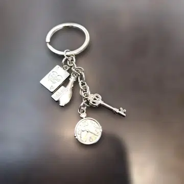 앨리스 인 원더랜드 키링 원더랜드 앨리스 참