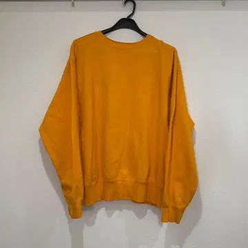 H BEAUTY&YOUTH 맨투맨 크루넥