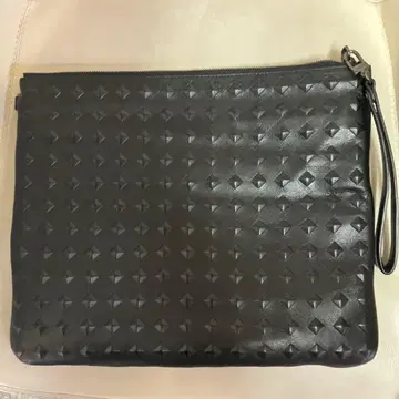 MCM 스터드 디자인 블랙 백 일비종떼 지갑