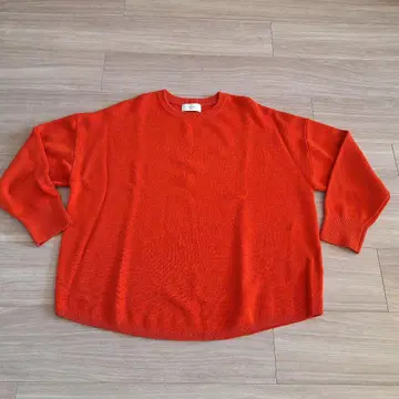 SLOBE 오렌지 크루넥 스웨터