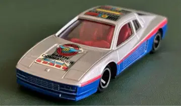 토미카 페라리 테스타로사 어스 코만더