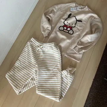 미사용 새상품 Sanrio 포차코 룸웨어 M~L 사이즈 파자마