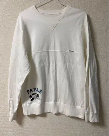 PAPAS 화이트 긴팔 맨투맨 불독