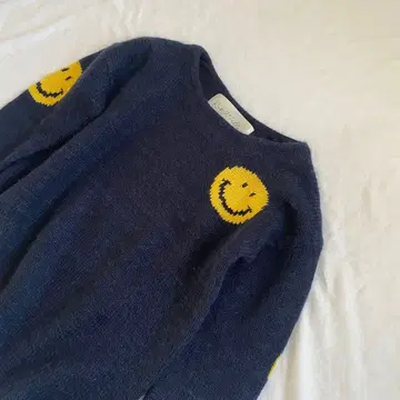 리에 밀러 RIE MILLER 스마일 니트 스웨터 울 모헤어 혼방