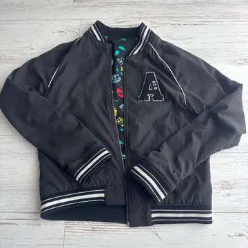 리버서블 바시티 자켓풍 자켓 꽃무늬 블랙