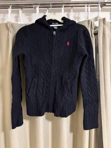 랄프 로렌 케이블 짜임 후드 부착 스웨터 블랙