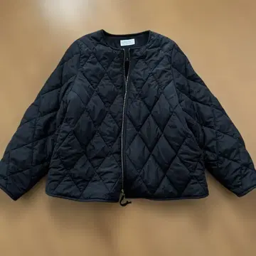 OPAQUE.CLIP 보아 라이너 포함 퀼팅 숏코트 블랙