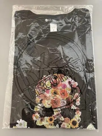 BIGMAMA 꽃무늬 해골 디자인 T셔츠 미사용 새상품