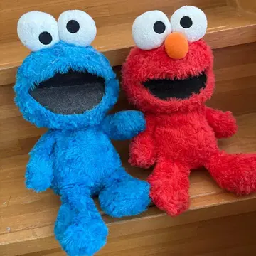 쿠키 몬스터와 엘모 봉제 인형