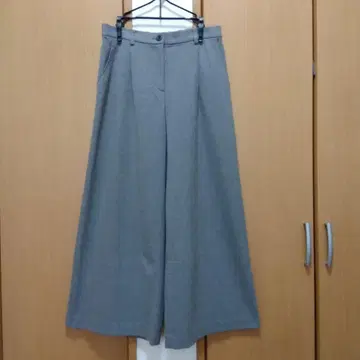 최근 상품 몇 회 착용의 새상품급 주디 JUDY 와이드 팬츠 40