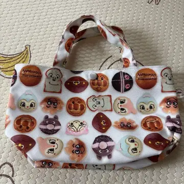 호빵맨 뮤지엄 빵 패턴 런치 백