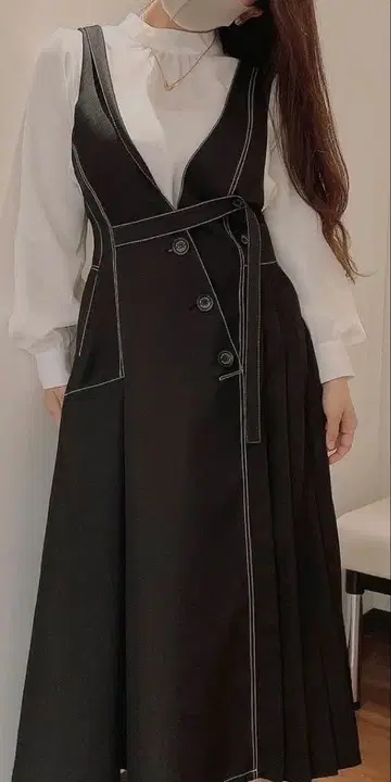 유나이티드 도쿄 플리츠 도킹 점프 스커트