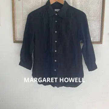 새상품급 MARGARET HOWELL 블랙 핀턱 블라우스