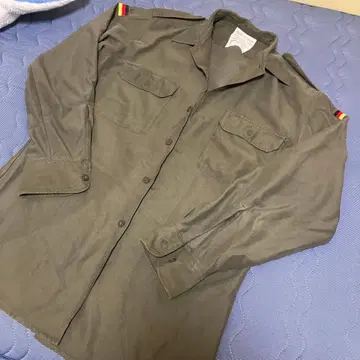 밀리터리 셔츠 구제 의류