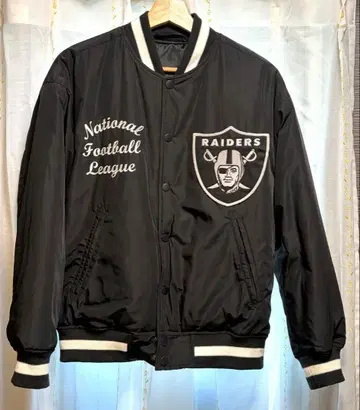 GU x NFL RAIDERS 스타디움 자켓 블랙 S