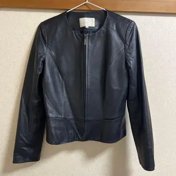 내추럴 뷰티 가죽 자켓