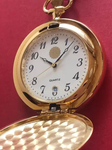 양호 가동 중 십육국화 문양 달력 포함 시티즌 회중시계