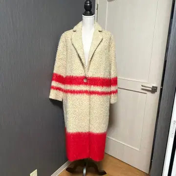 오트담 롱 코트 크림색과 빨간색 스트라이프