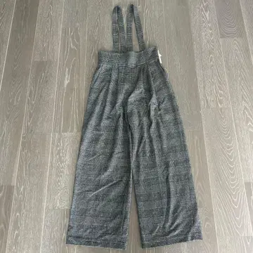 [ 새상품 정가 이하 ] 스픽 앤 스팬 그레이 체크 무늬 살로펫