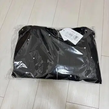 DD 로고 비쥬 지퍼 후드티 BLACK