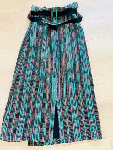 UNITED TOKYO 스트라이프 스커트