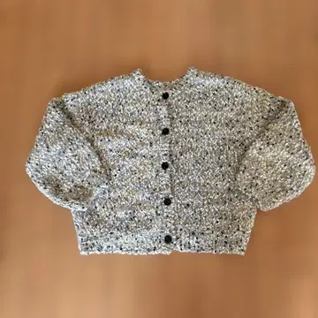 그레이 계열 니트 가디건 긴팔 베이크루즈