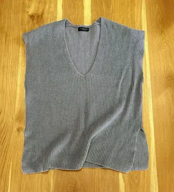 HUG O WAR 하찌 V넥 니트 베스트 그레이