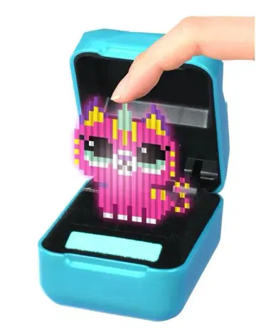 타카라토미 토비다세! 큐비츠 크리스탈 판타지