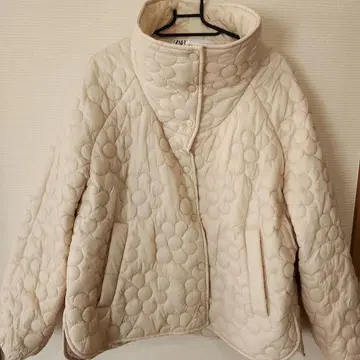 ZARA 플라워 퀼팅 자켓 M