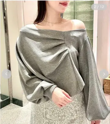 [ SNIDEL ] 턱 디테일 맨투맨 풀오버 [ 스나이델 ]