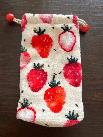 페이러 스트로베리 도트 보틀 파우치