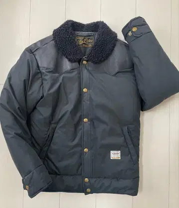 CALEE 옷깃 보아 가죽 요크 충전솜 웨스턴 자켓 M 사이즈