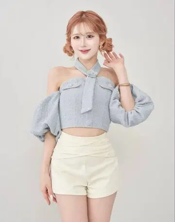 다리치 홀터넥 오프숄더 트위드 상의 색스