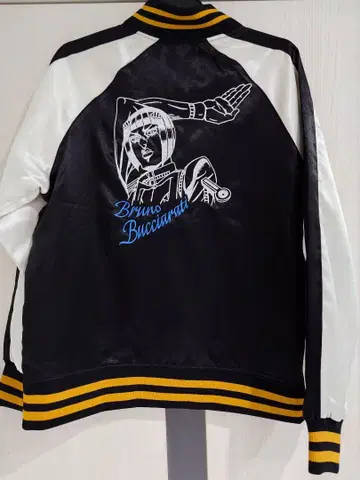 [ 새상품 ] JOJO 부챠라티 스카잔 블랙 황금의 바람 M 사이즈