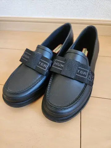 HUNTER 블랙 로퍼