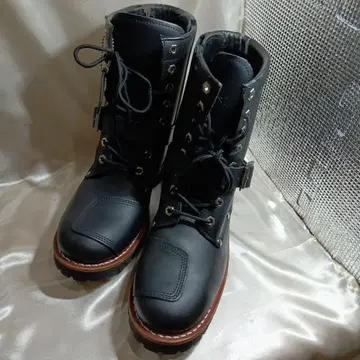 AVIREX 블랙 가죽 부츠 24cm